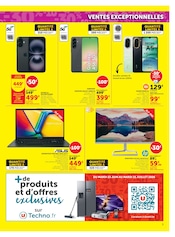 Promos IPhone dans le catalogue "VENTES EXCEPTIONNELLES" de Hyper U IPhone en promo dans le catalogue Hyper U à la page 5