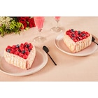 Charlotte coeur fruits rouges dans le catalogue Carrefour Market