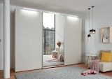 Schwebetürenschrank im XXXLutz Prospekt Schwebetürenschrank von moderano im aktuellen XXXLutz Prospekt für 899,00 €