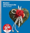 Moosherz mit Kunstrose in Rot für 9,99 € bei V-Markt im Angebot Moosherz mit Kunstrose in Rot im aktuellen V-Markt Prospekt