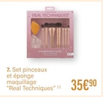 Set pinceaux et éponge maquillage - Real Techniques en promo chez Monoprix Le Mans à 35,90 €