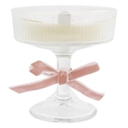 Bougie verre nAud velours en promo à 3,99 € chez B&M Bougie verre nAud velours dans le catalogue B&M