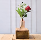 Composition Muguet 3 Brins + 1 Fleur en promo chez Super U Niort à 4,59 €