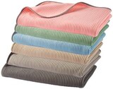 Fleecedecke in Cordoptik im Angebot bei REWE in Schwabach Fleecedecke in Cordoptik Angebote bei REWE Schwabach für 7,99 €