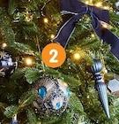 Boule tissu et plume à 3,49 € dans le catalogue B&M