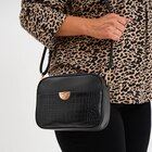 Sac avec 2 bandoulières noir femme en promo chez La Halle Besançon à 15,00 €