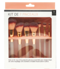 Coffret 7 pinceaux à maquillage en promo chez Stokomani Le Havre à 7,99 €