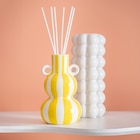 Promo Diffuseur ceramique raye à 7,99 € dans le catalogue B&M à Meaux