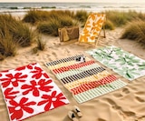 Strandtuch „Stripe“ oder „Flower“ von Esposa im aktuellen XXXLutz Möbelhäuser Prospekt für 9,99 €