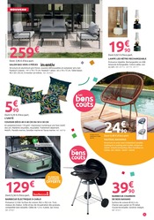 Promos Barbecue Électrique dans le catalogue "Le très bon ANNIV'" de Mr.Bricolage Barbecue Électrique en promo dans le catalogue Mr.Bricolage à la page 5