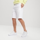 Short jogging molletonné droit blanc homme - LH en promo chez La Halle Short jogging molletonné droit blanc homme - LH dans le catalogue La Halle