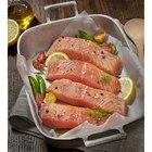 Pavé de saumon Atlantique avec peau ASC FILIÈRE QUALITÉ CARREFOUR en promo chez Carrefour Market Pavé de saumon Atlantique avec peau ASC FILIÈRE QUALITÉ CARREFOUR dans le catalogue Carrefour Market
