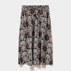 Jupe longue évasée noir femme grande taille dans le catalogue La Halle