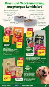 Huhn im Fressnapf Prospekt "Tolle Oster-Angebote" mit 24 Seiten (Bremen)