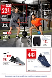 Prix et réduction Mode dans le prospectus Intersport en cours Offre Mode dans le catalogue Intersport du moment à la page 20