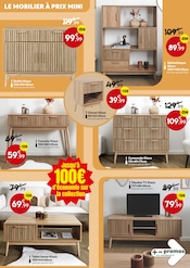 Promos Couches dans le catalogue "MEUBLEZ-VOUS DE BONNES AFFAIRES" de Maxi Bazar à la page 5