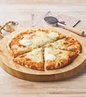 Pizza Mix'Buffet en promo chez Super U Pizza Mix'Buffet dans le catalogue Super U