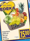 Einkaufskorb gefüllt mit Obst und Gemüse der Saison bei EDEKA im Lollar Prospekt für 15,00 €