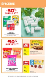 Offre Bonbons dans le catalogue Carrefour du moment à la page 37