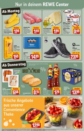 Erdbeeren im REWE Prospekt in Nürnberg Aktueller REWE Prospekt mit Erdbeeren, "Dein Markt", Seite 3