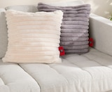 Elektrisches Wärmekissen für 25,00 € bei Woolworth im Angebot Elektrisches Wärmekissen im aktuellen Woolworth Prospekt