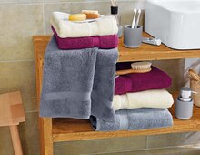 Frottier-Serie „Micro-Baumwolle“ bei porta Möbel in Halle Frottier-Serie „Micro-Baumwolle“ im Angebot bei porta Möbel Halle für 5,99 €