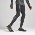 Laufhose lang Tights Kiprun Warm Herren schwarz/grau im DECATHLON Prospekt Laufhose lang Tights Kiprun Warm Herren schwarz/grau von im aktuellen DECATHLON Prospekt für 29,99 €