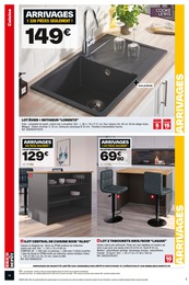 Offre Tabouret dans le catalogue Brico Dépôt du moment à la page 14