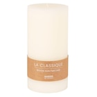 Bougie cylindrique blanche 10x20 dans le catalogue Maisons du Monde