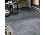 Promo Carrelage de sol extérieur "Quartzite" gris anthracite - l. 61 x L. 61 cm à 21,22 € dans le catalogue Brico Dépôt à Aiguës-Vives