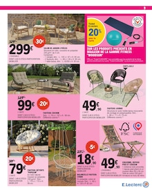 Promo Sèche-Cheveux dans le catalogue E.Leclerc du moment à la page 9