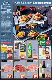 Hähnchen im REWE Prospekt "Dein Markt" mit 32 Seiten (Berlin)