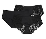 Tchibo im Supermarkt - 3 Pantys, schwarz Angebot im Prospekt 3 Pantys, schwarz bei Tchibo im Supermarkt im Prospekt "" für 17,99 €