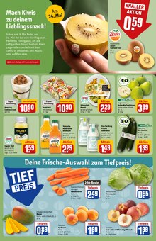 Gemüse im REWE Prospekt "Dein Markt" mit 34 Seiten (Kiel)
