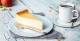 7-Lehner Käsekuchen mit einer Tasse Filterkaffee Angebote bei Möbel Mahler Siebenlehn Dresden für 3,50 €
