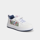 Tennis basses à scratchs Marvel blanc garçon à 14,99 € dans le catalogue La Halle