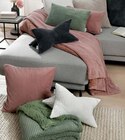 Möbel Martin - Kissenhülle Angebot im Prospekt Kissenhülle bei Möbel Martin im Prospekt für 2,99 €