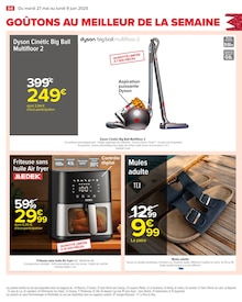 Promo Dyson dans le catalogue Carrefour du moment à la page 66