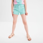 Short ajusté en twill bleu turquoise fille - La Halle Short ajusté en twill bleu turquoise fille à 5,59 € dans le catalogue La Halle