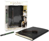 HARRY POTTER - TOM RIDDLES TAGEBUCH von DICKIE für 15,99 € bei Müller im Angebot HARRY POTTER - TOM RIDDLES TAGEBUCH von DICKIE im aktuellen Müller Prospekt
