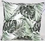 Aktuelles Outdoorkissen Tropical Angebot bei Thomas Philipps in Bottrop ab 3,33 €