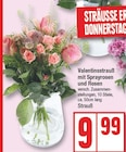 Valentinsstrauß mit Sprayrosen und Rosen bei EDEKA im Eichwalde Prospekt für 9,99 €