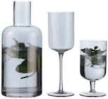 Novel Glas-Serie „Straight“ im XXXLutz Möbelhäuser Prospekt Novel Glas-Serie „Straight“ von im aktuellen XXXLutz Möbelhäuser Prospekt für 4,99 €