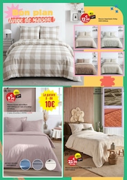Prix et réduction Oreiller dans le prospectus Maxi Bazar en cours Offre Oreiller dans le catalogue Maxi Bazar du moment à la page 7