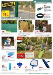 Jouet en promo dans le catalogue Rural Master à la page 9