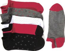 Coffret cadeau “calendrier” de 12 paires chaussettes femme - Géant Casino à Créteil Coffret cadeau “calendrier” de 12 paires chaussettes femme en promo chez Géant Casino Créteil à 14,90 €