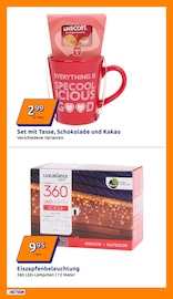 Aktueller Action Prospekt mit Süßigkeiten, "Wochenangebote", Seite 4