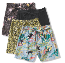 C&A Gägelow - SHORTS SHORTS Angebot bei C&A Gägelow im Prospekt "Feel Good Fashion"