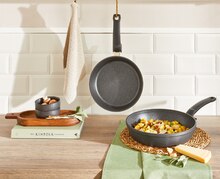 Pfanne von Fissler im aktuellen XXXLutz Möbelhäuser Prospekt für €99.99