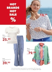 Ähnliche Angebote wie Abendkleid im Prospekt "HOT BRANDS, HOT SALE %" auf Seite 4 von Peek und Cloppenburg in Bremen